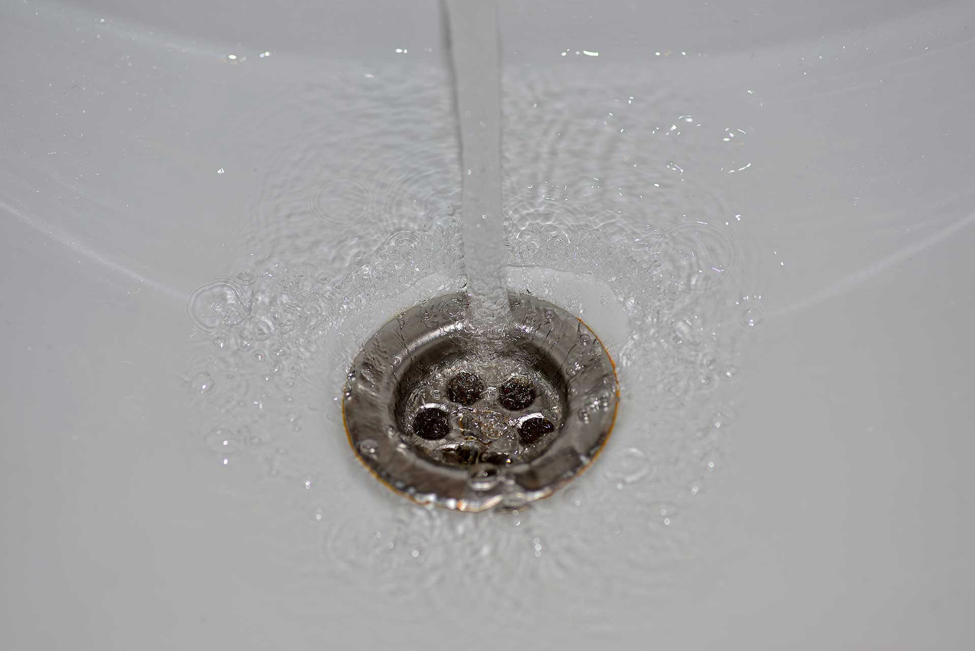 A2B Drains provides services to unblock blocked sinks and drains for properties in Beckenham.